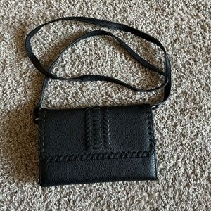 Street Level Small Black Crossbody purse